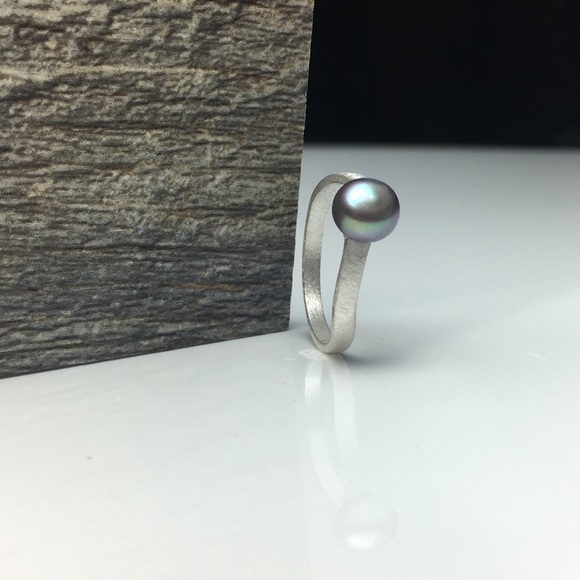 [A006] 925 Silver Freshwater Pearl Ring - Picture 3 of 6